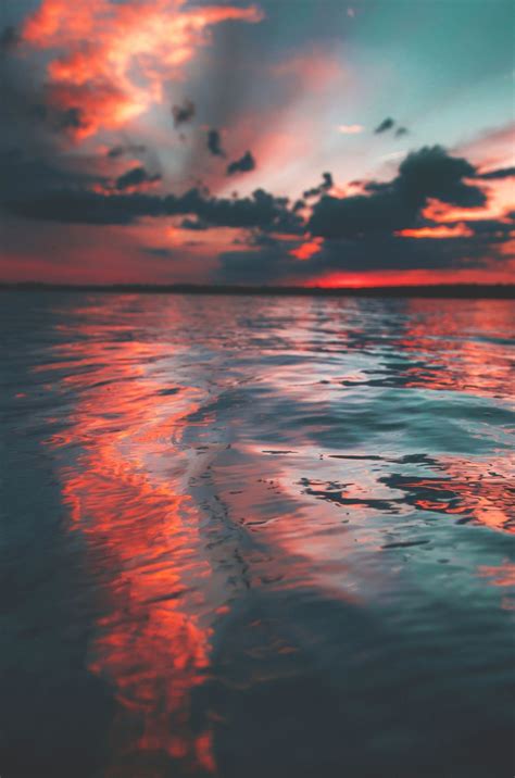 Aesthetic Wallpapers .